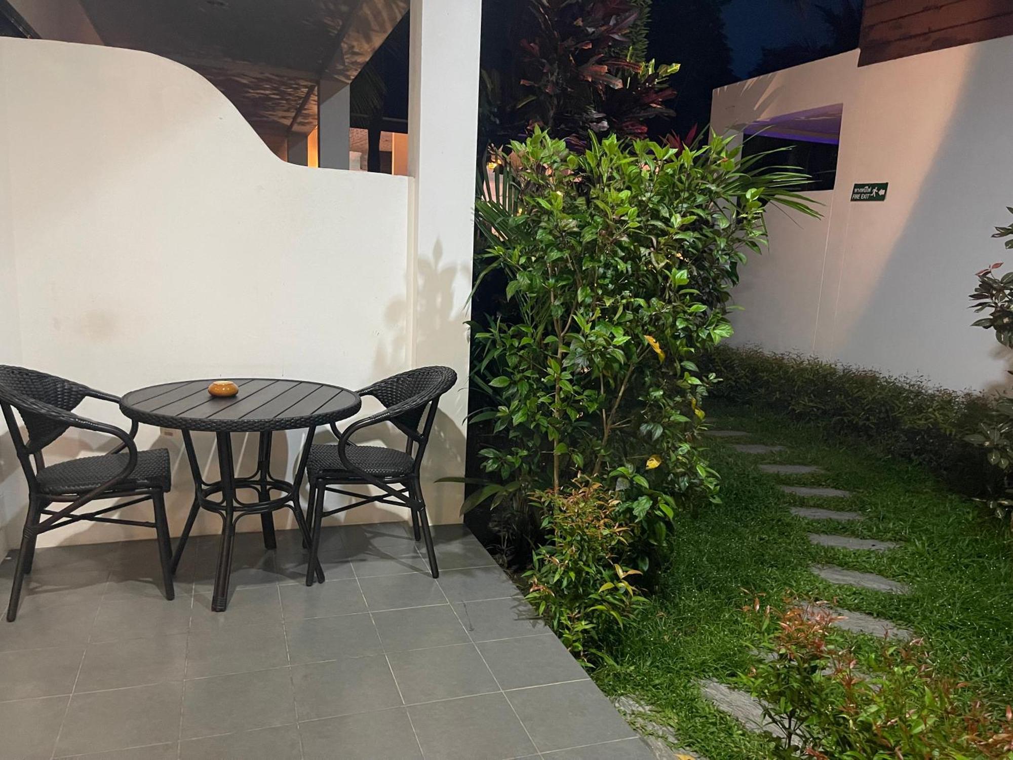 Rawai Lotus Bleu Resort & Restaurant מראה חיצוני תמונה