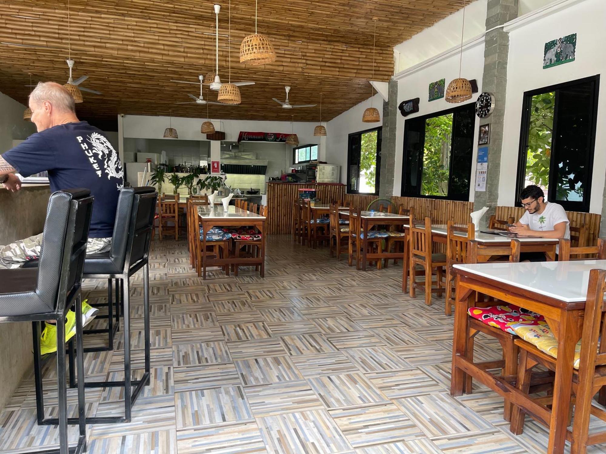 Rawai Lotus Bleu Resort & Restaurant מראה חיצוני תמונה